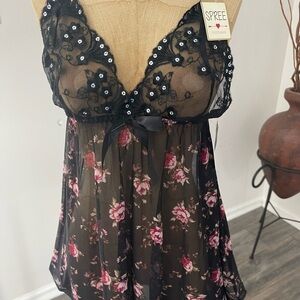 NWT Spree Intimates Womens Size S Black Floral Babydoll and Pantie Lingerie